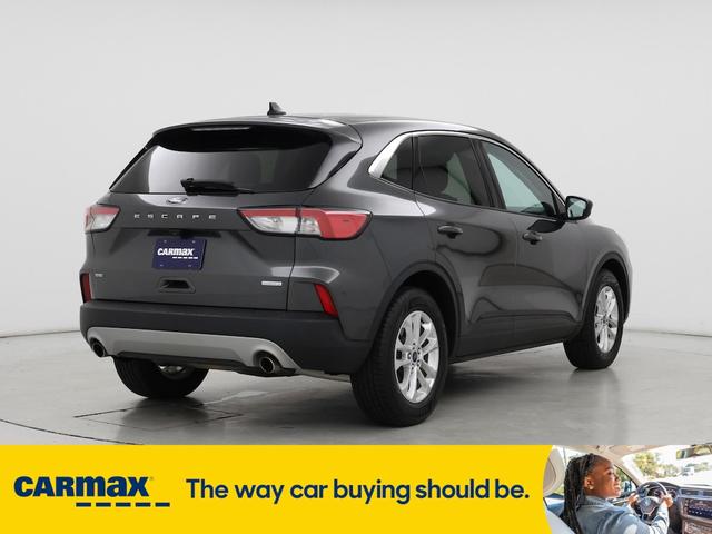 Photo of 2020 Gray Ford Escape
