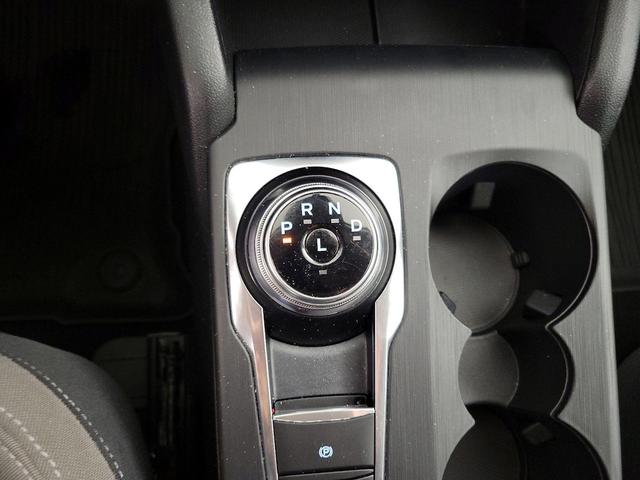Photo of 2020 Gray Ford Escape