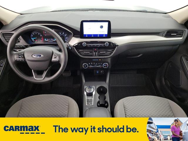 Photo of 2020 Gray Ford Escape