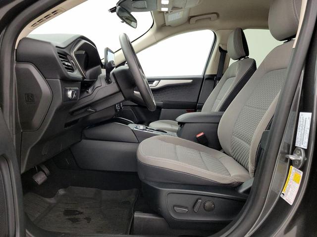 Photo of 2020 Gray Ford Escape
