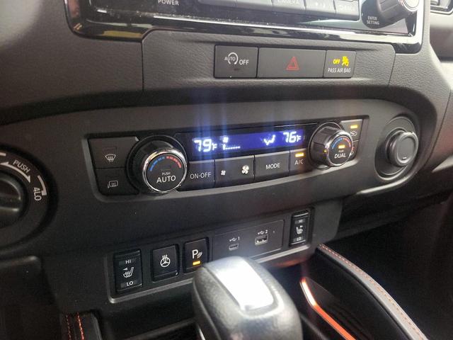 Photo of 2024 Blue Nissan Frontier