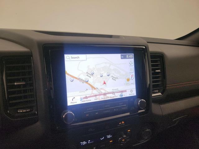 Photo of 2024 Blue Nissan Frontier