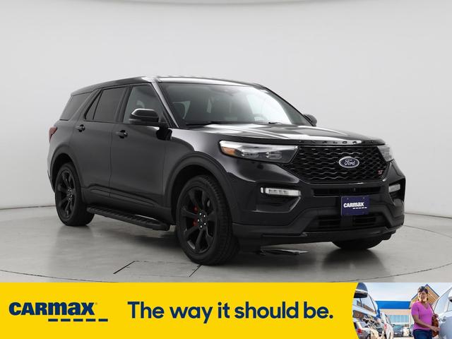 Photo of 2022 Black Ford Explorer