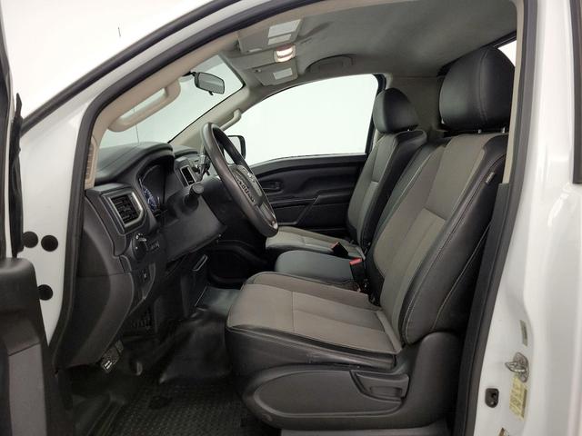 Photo of 2019 White Nissan Titan