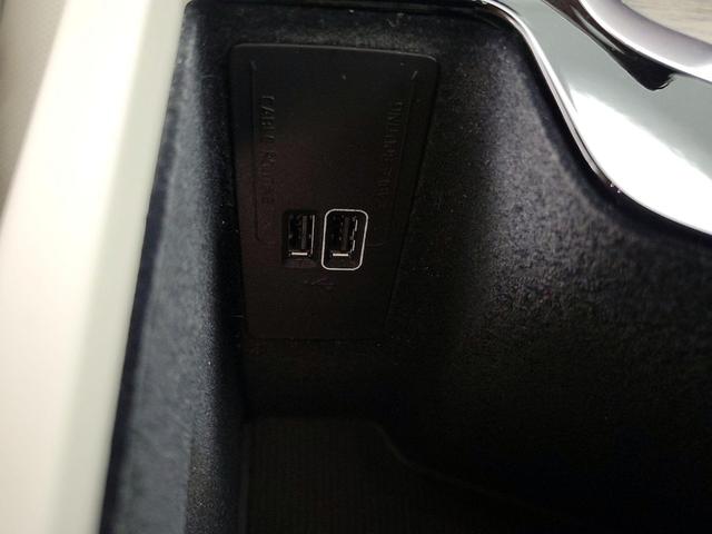 Photo of 2020 Blue Volvo XC60