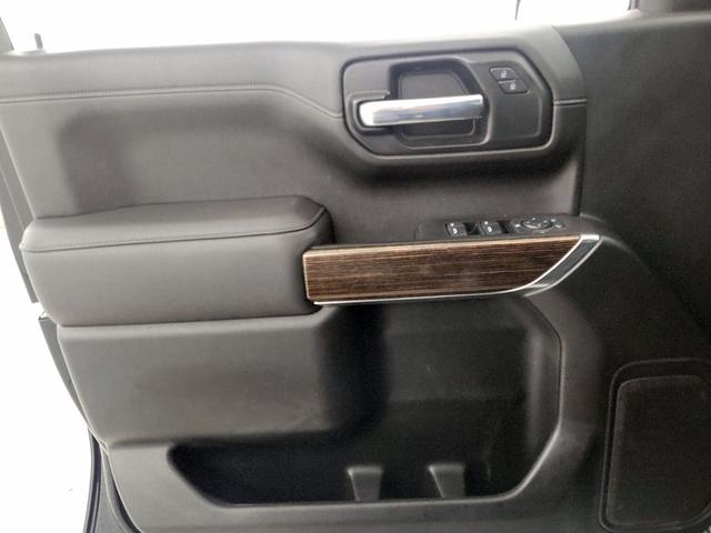 Photo of 2021 Black GMC Sierra 1500