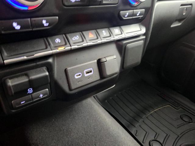 Photo of 2021 Black GMC Sierra 1500