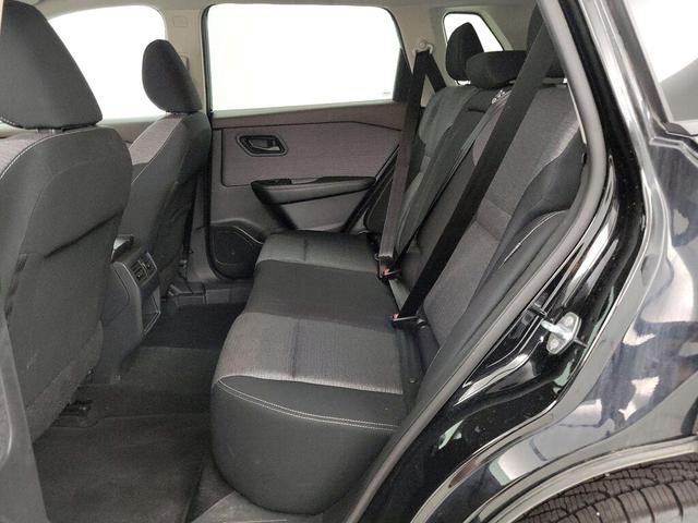 Photo of 2022 Black Nissan Rogue