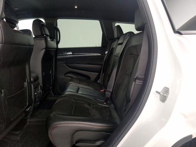 Photo of 2019 White Jeep Grand Cherokee