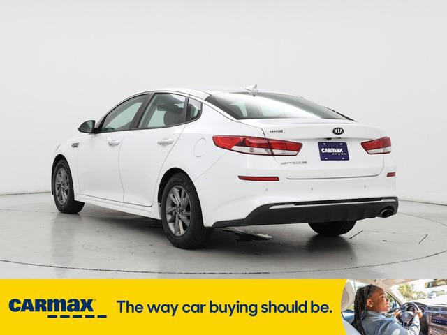 Photo of 2019 White Kia Optima