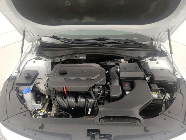 Photo of 2019 White Kia Optima