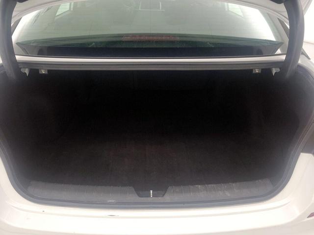 Photo of 2019 White Kia Optima