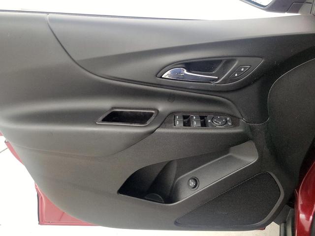 Photo of 2022 Red Chevrolet Equinox