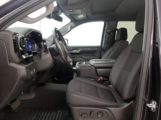 Photo of 2022 Gray Chevrolet Silverado 1500