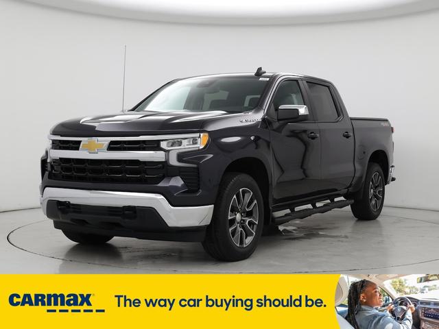 Photo of 2022 Gray Chevrolet Silverado 1500