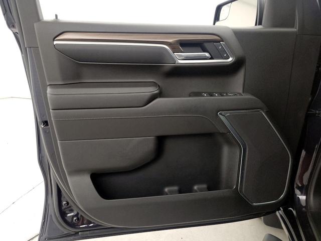 Photo of 2022 Gray Chevrolet Silverado 1500