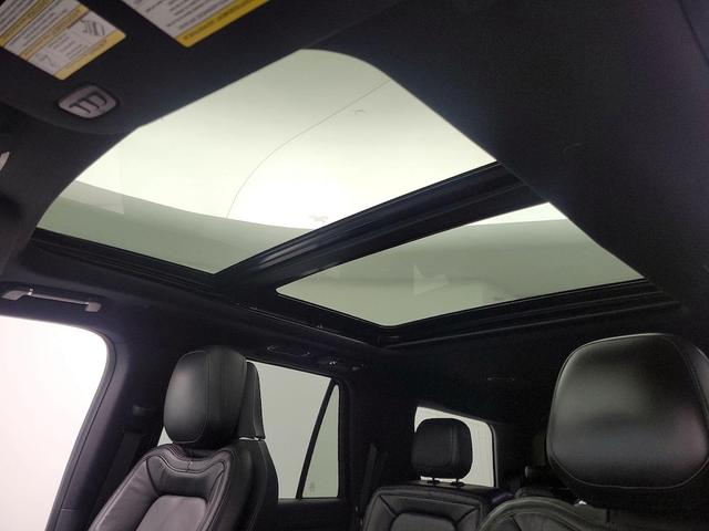 Photo of 2020 Black Lincoln Navigator
