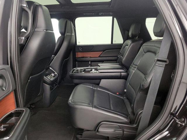 Photo of 2020 Black Lincoln Navigator