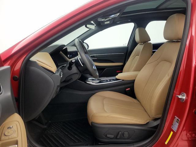 Photo of 2021 Red Hyundai SONATA