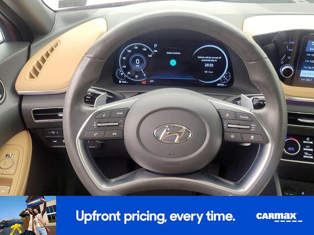 Photo of 2021 Red Hyundai SONATA