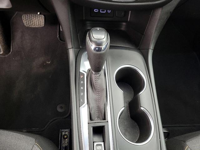 Photo of 2020 White Chevrolet Equinox