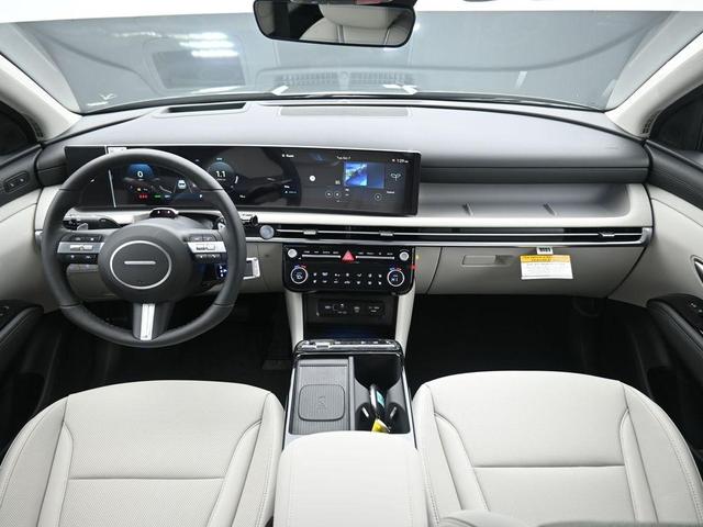 Photo of 2025 Amazon Gray Hyundai TUCSON Hybrid