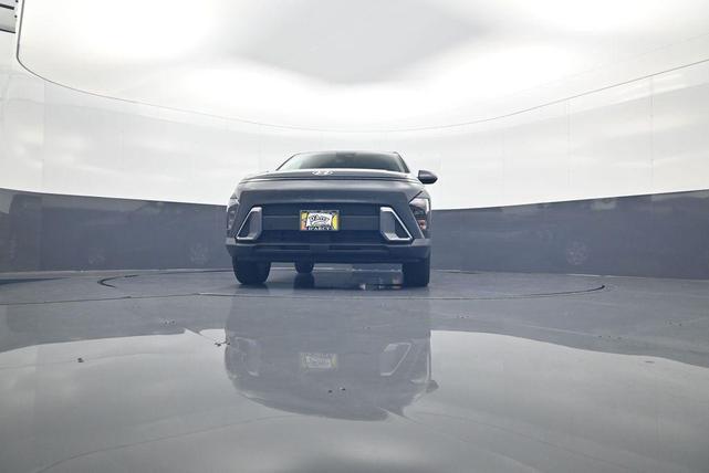 Photo of 2025 Ecotronic Gray Pearl Hyundai KONA