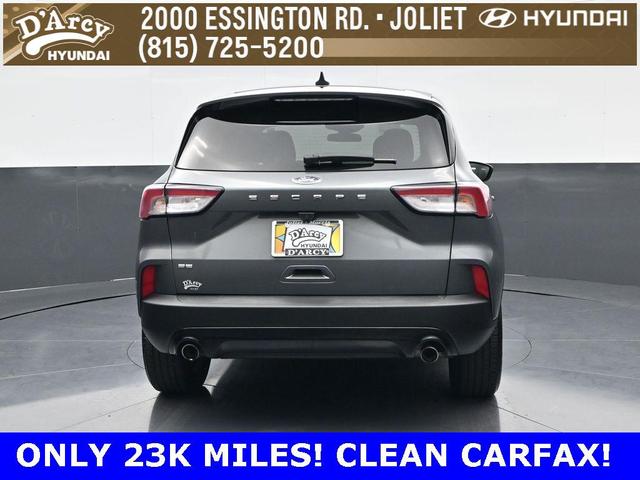 Photo of 2022 Carbonized Gray Metallic Ford Escape