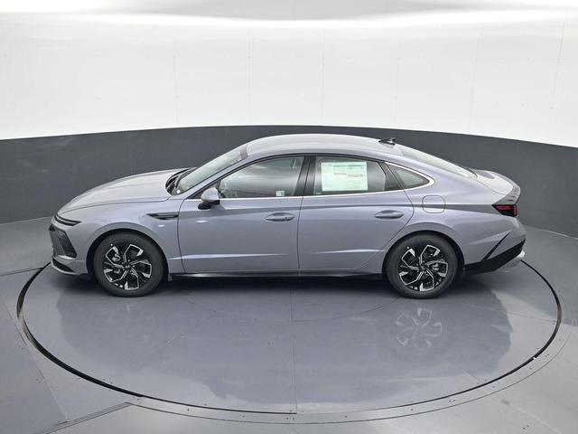 Photo of 2025 Transmission Blue Hyundai SONATA