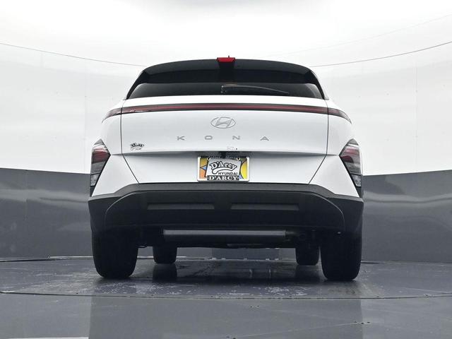 Photo of 2025 Atlas White Hyundai KONA