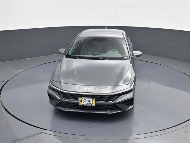 Photo of 2025 Ecotronic Gray Hyundai ELANTRA HEV