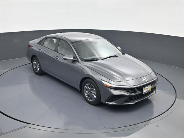Photo of 2025 Ecotronic Gray Hyundai ELANTRA HEV