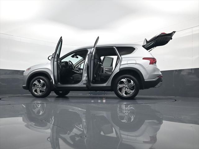 Photo of 2022 Shimmering Silver Hyundai SANTA FE