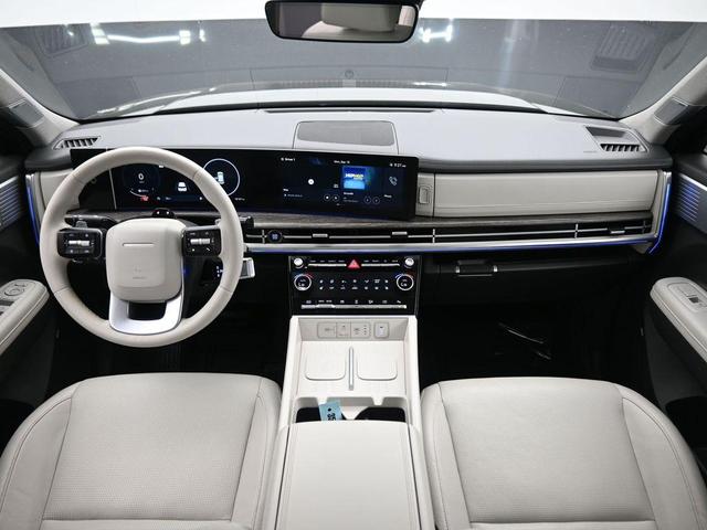 Photo of 2024 Phantom Black Hyundai SANTA FE
