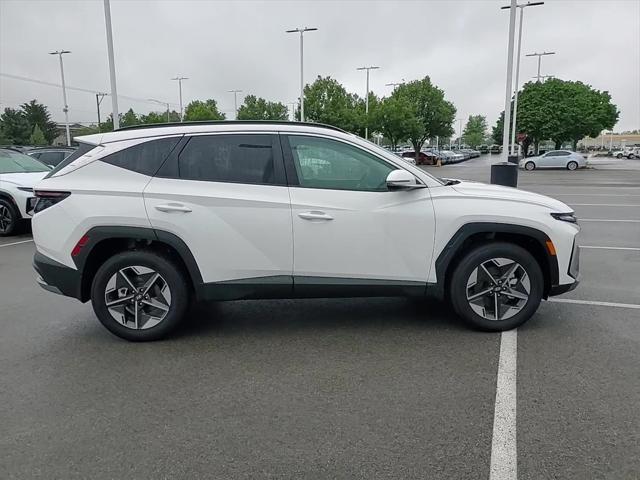 Photo of 2025 Serenity White Pearl Hyundai TUCSON