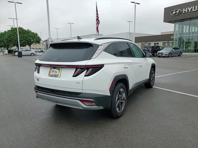 Photo of 2025 Serenity White Pearl Hyundai TUCSON