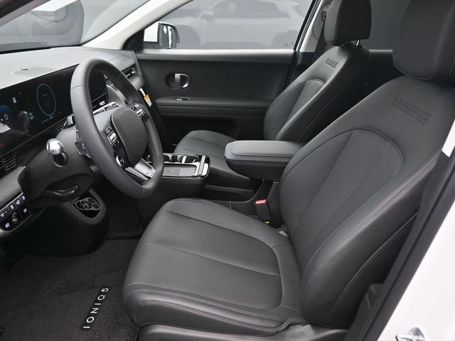 Photo of 2025 Atlas White Hyundai IONIQ 5