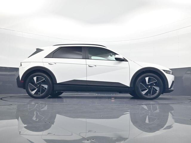 Photo of 2025 Atlas White Hyundai IONIQ 5