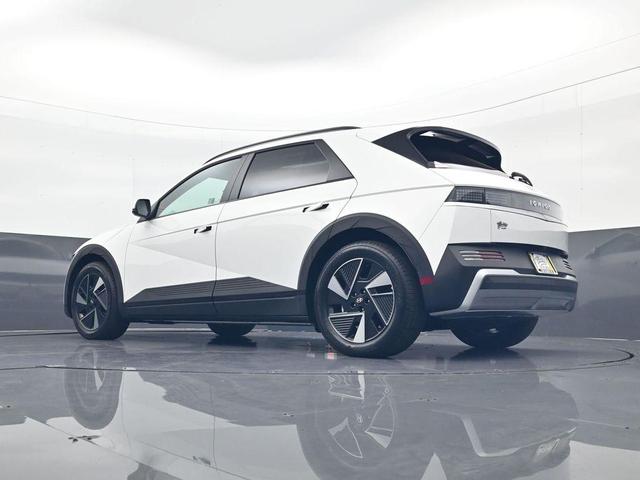 Photo of 2025 Atlas White Hyundai IONIQ 5