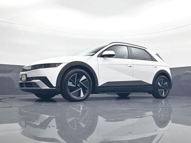 Photo of 2025 Atlas White Hyundai IONIQ 5