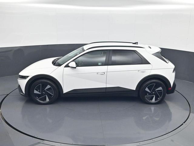 Photo of 2025 Atlas White Hyundai IONIQ 5
