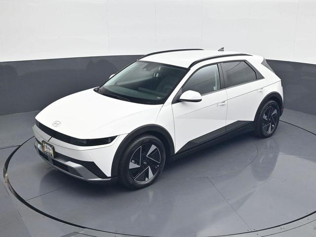 Photo of 2025 Atlas White Hyundai IONIQ 5