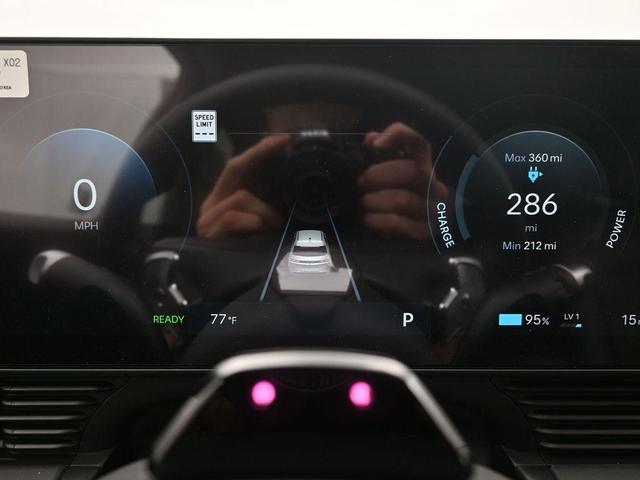 Photo of 2025 Atlas White Hyundai IONIQ 5