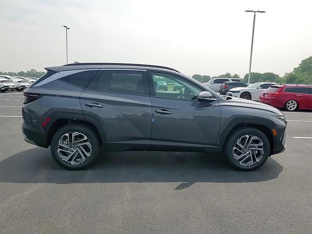 Photo of 2025 Titan Gray Hyundai TUCSON Hybrid