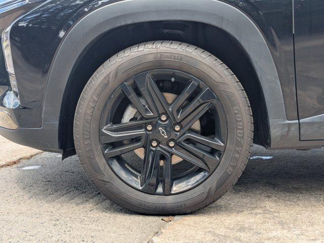 Photo of 2025 Mosaic Black Metallic Chevrolet Trax