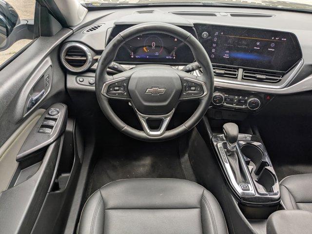 Photo of 2024 Harvest Gold / Bronze Chevrolet Trax