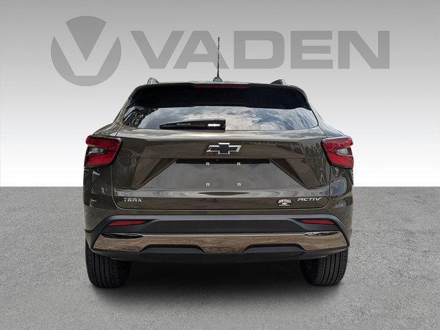 Photo of 2024 Harvest Gold / Bronze Chevrolet Trax