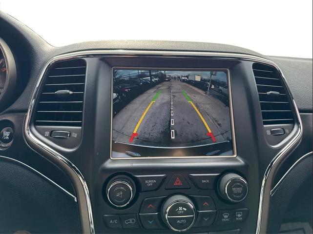 Photo of 2015 Brilliant Black Crystal Pearlcoat Jeep Grand Cherokee
