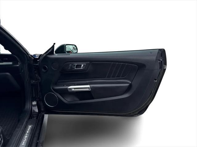 Photo of 2017 Shadow Black Ford Mustang