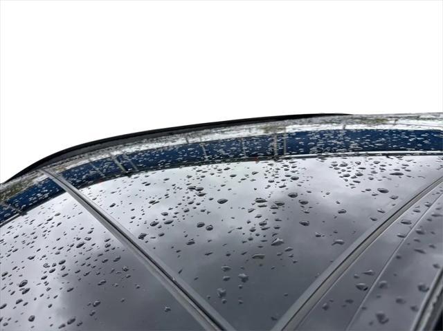 Photo of 2022 Shimmering Silver Hyundai TUCSON Hybrid
